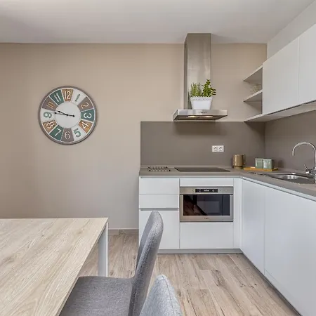 Apartment Stoja *