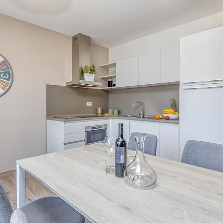 Apartment Stoja Pula